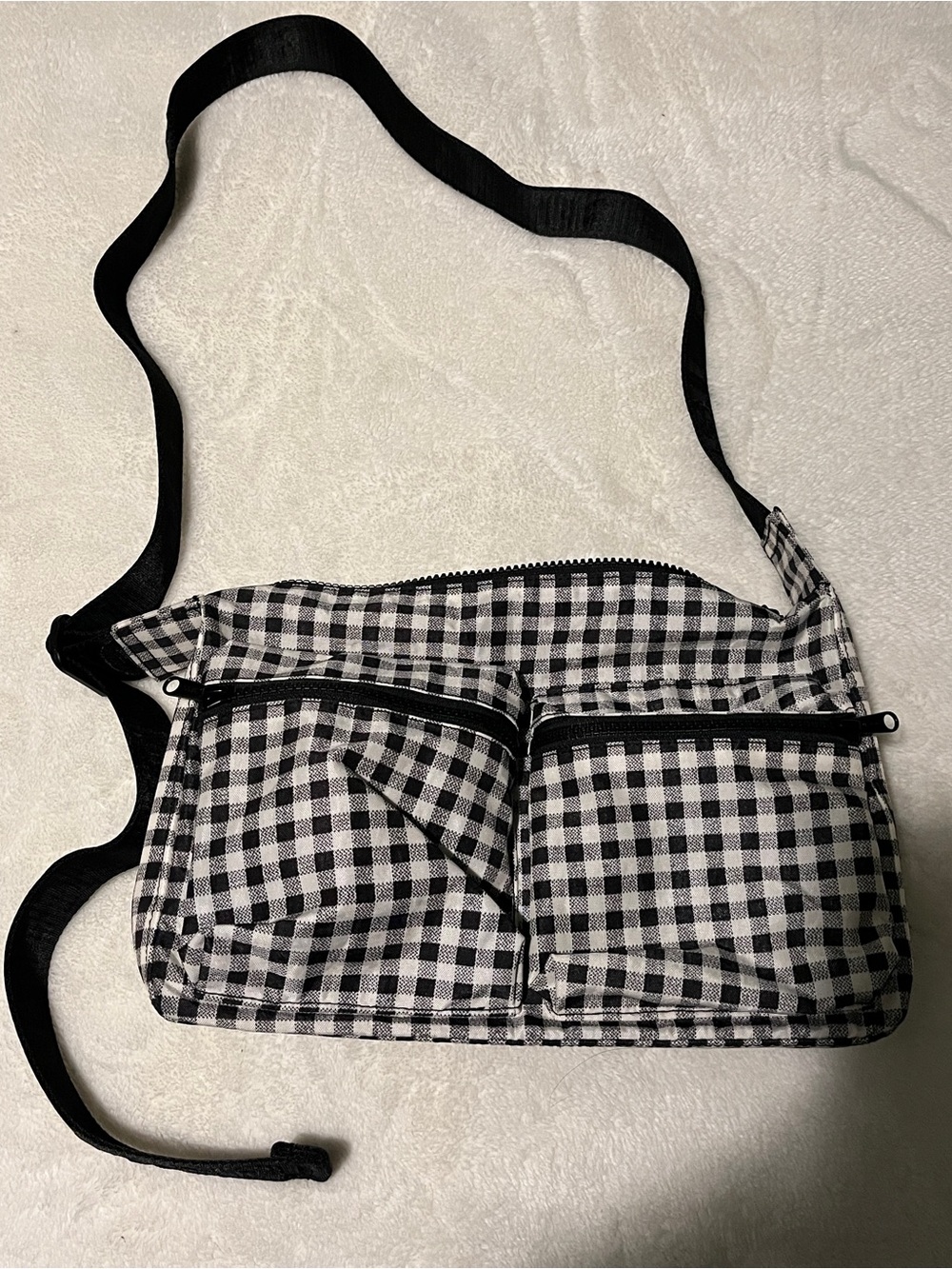 Baggu Medium Cargo Crossbody in Black & White Gingham EUC